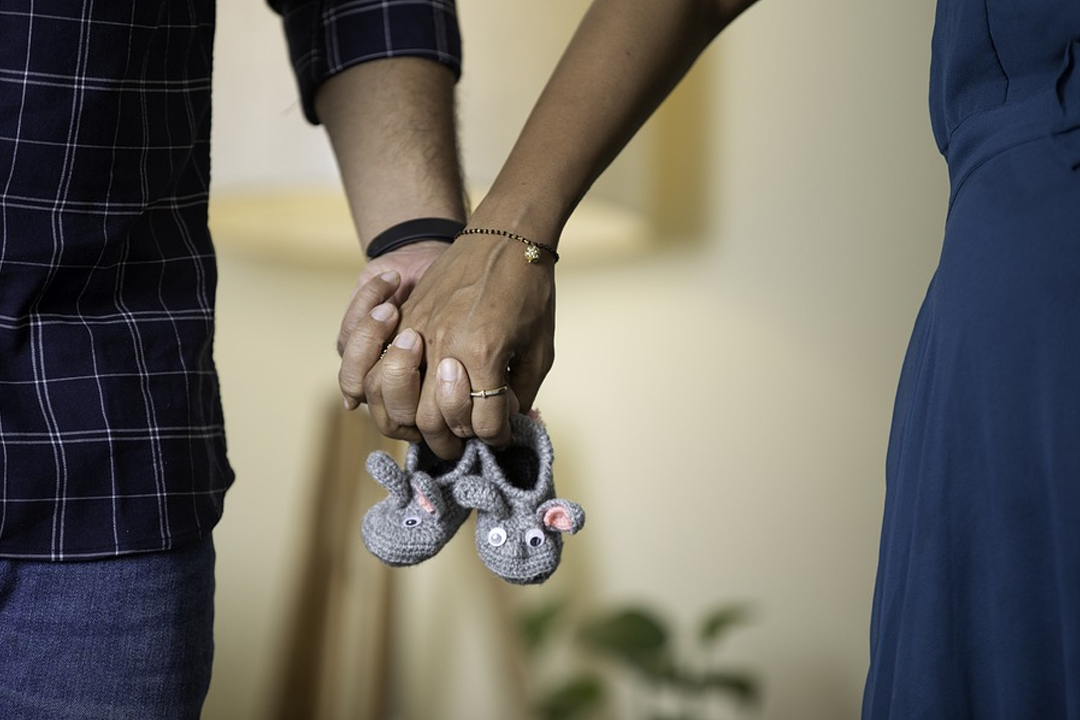 代生宝宝发热的原因解析 代生宝宝发热的原因解析